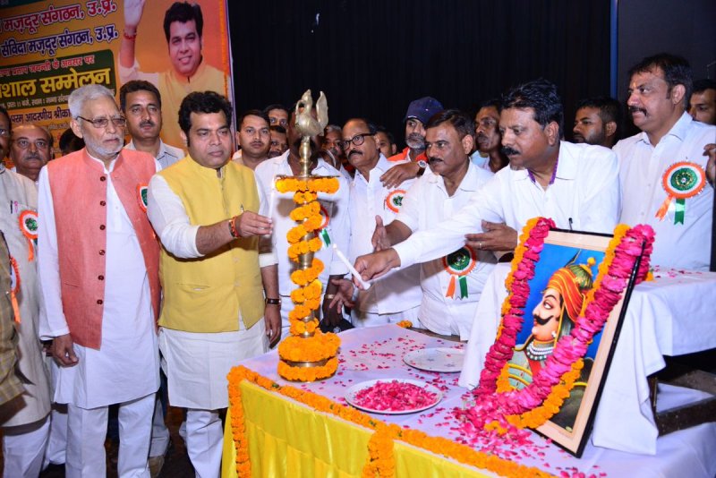 UPCM मंत्रिमंडल के ऊर्जा मंत्री ने कहा उपभोक्ताओं का सम्मान हमारी प्राथमिकता