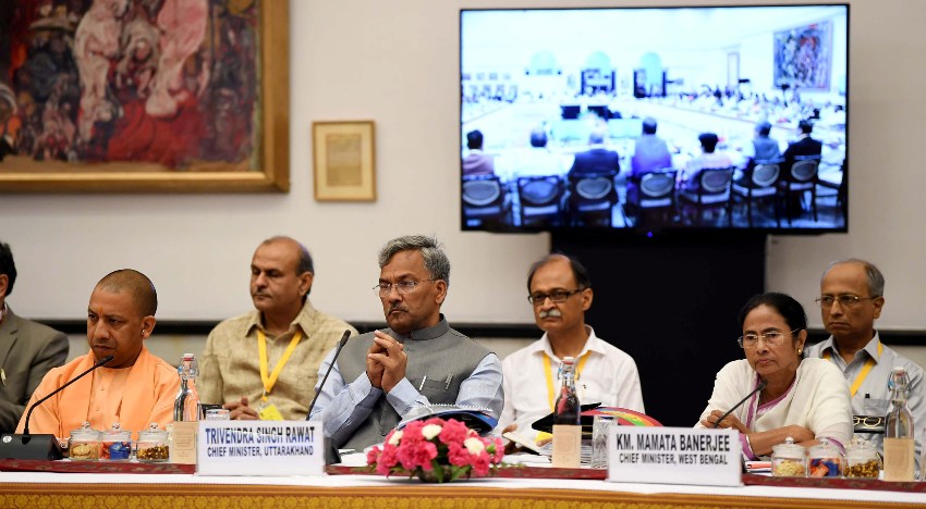 UPCM प्रधानमंत्री की अध्यक्षता में नीति आयोग की शासी परिषद की चतुर्थ बैठक में शामिल हुए