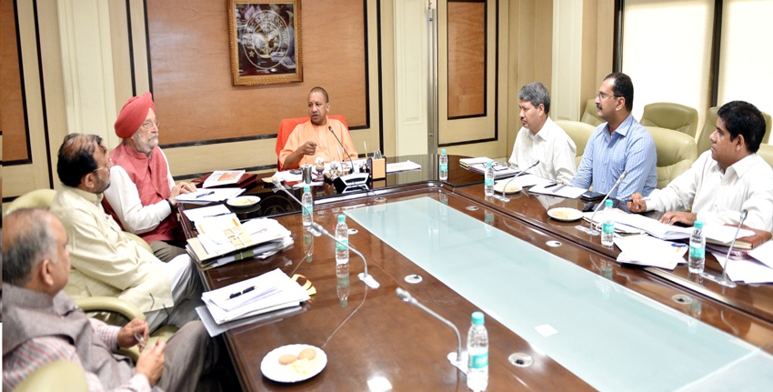 UPCM ने केन्द्रीय आवास एवं शहरी कार्य राज्यमंत्री के साथ विभिन्न योजनाओं की समीक्षा बैठक की