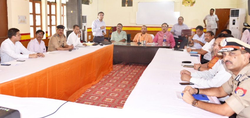 UPCM PM Modi meeting with officials about the program in Varanasi