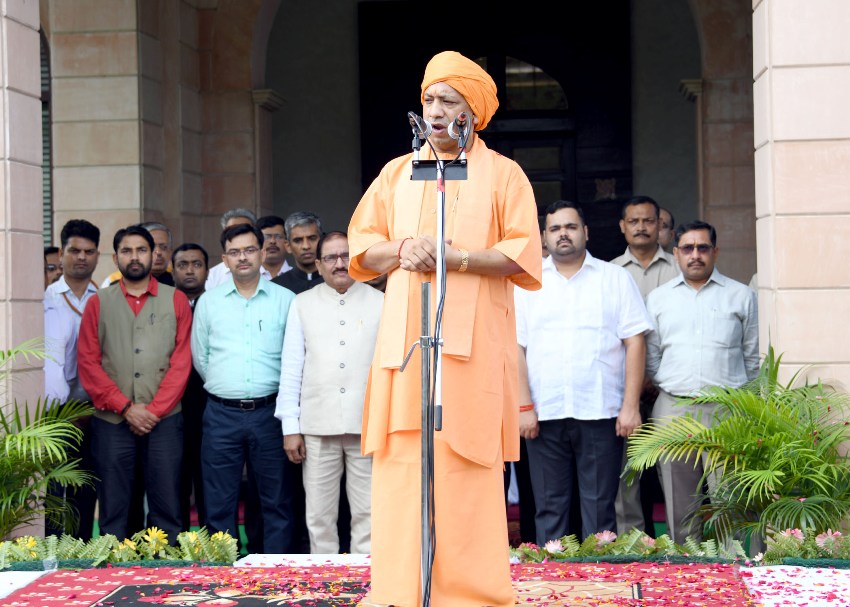 UPCM ने स्वतंत्रता दिवस के अवसर पर अपने सरकारी आवास पर ध्वजारोहण किया
