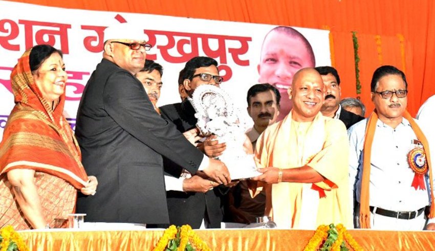 UPCM ने गोरखपुर में जिला अधिवक्ता एसोसिएशन के शताब्दी समारोह को सम्बोधित किया