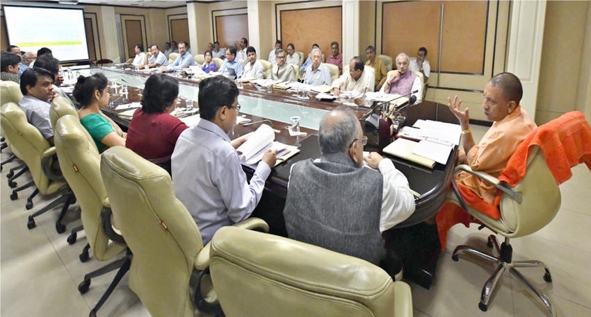 UPCM की अध्यक्षता में शास्त्री भवन में वृक्षारोपण के सम्बन्ध में आयोजित बैठक सम्पन्न
