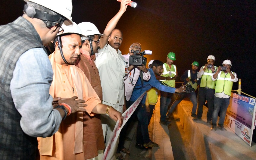 UPCM ने वाराणसी में प्रवासी भारतीय दिवस कार्यक्रम की तैयारियों की समीक्षा बैठक की