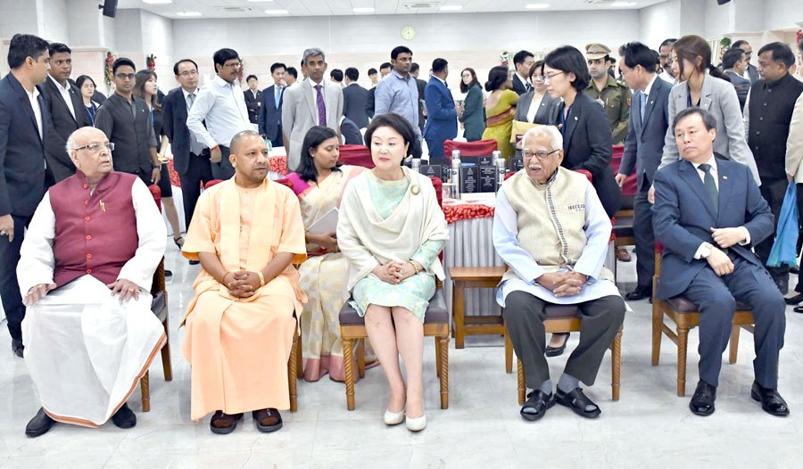UPCM स्थित सरकारी आवास पर दक्षिण कोरिया की प्रथम महिला किम जोंग-सूक के सम्मान में