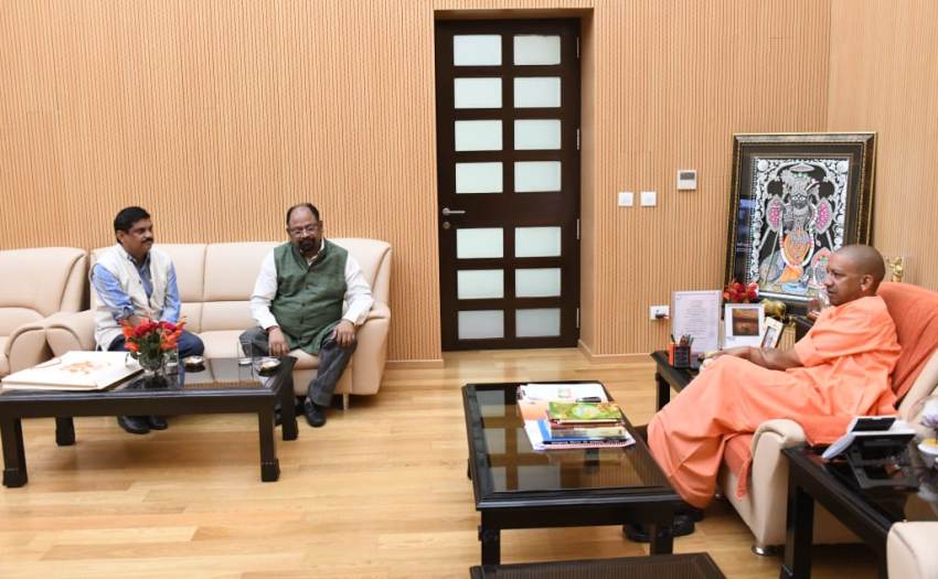 UPCM से IFWJ दल के प्रमुख हेमंत तिवारी ने मुलाकात की