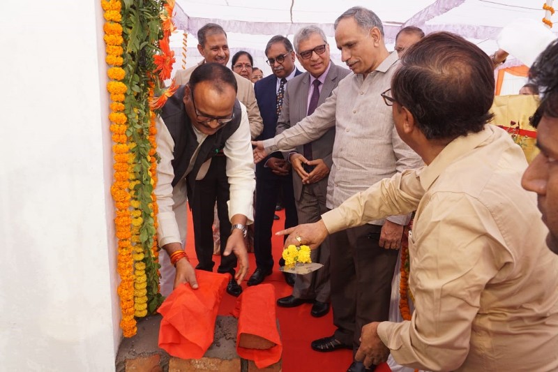 UPCM मंत्रिमंडल के विधि एवं न्याय मंत्री ने उ.प्र राज्य विधिक सेवा प्राधिकरण के नवीन कार्यालय भवन की आधारशिला रखी