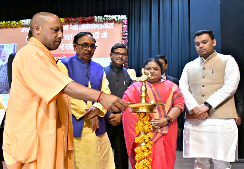 UPCM ने मध्यान्ह् भोजन योजना के रसोइयों का मानदेय बढ़ाकर 1500 रु. प्रतिमाह करने की घोषणा की