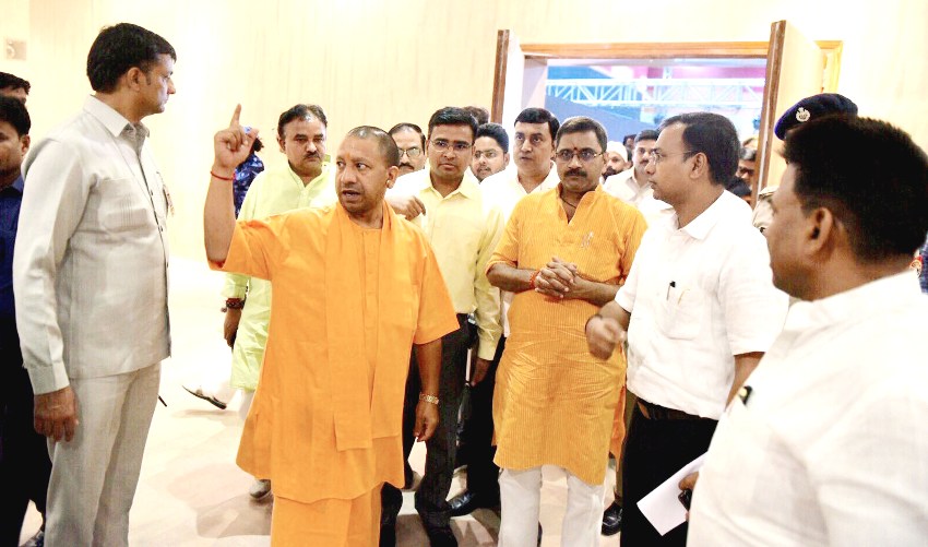 UPCM ने काशी में विकास कार्यों को तेजी से करने के निर्देश दिए