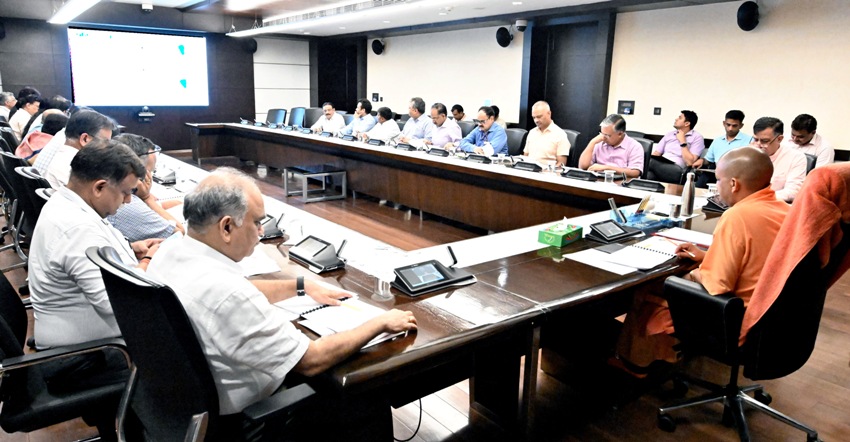 UPCM योगी आदित्यनाथ ने 'ग्राउण्ड ब्रेकिंग सेरेमनी-2' की तैयारियों की समीक्षा की
