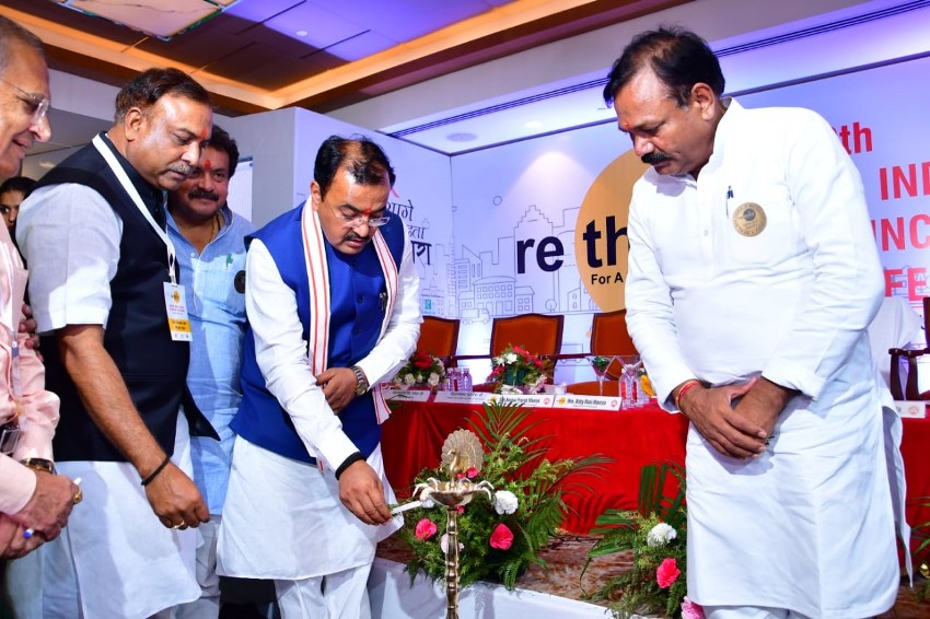 उप मुख्यमंत्री ने अखिल भारतीय महापौर परिषद के 50वें राष्ट्रीय अधिवेशन का शुभारम्भ किया