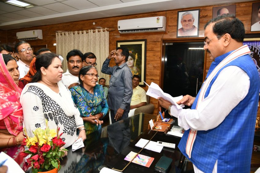 उप मुख्यमंत्री केशव प्रसाद मौर्य बोले जनता की समस्याओं का त्वरित निदान किया जाए