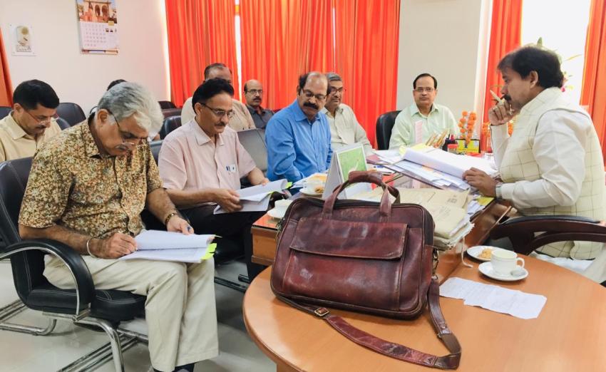 होमगार्ड्स मंत्री अनिल राजभर ने सैनिक कल्याण विभाग की समीक्षा की