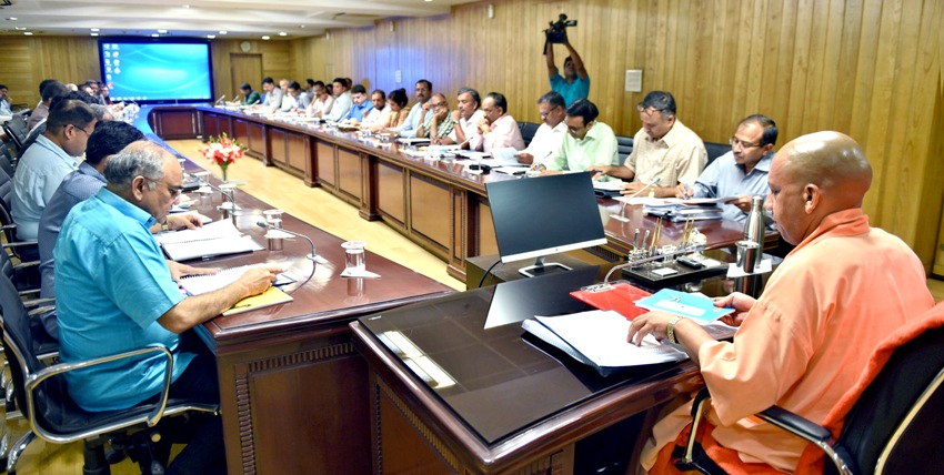 UPCM योगी ने जनपदों के लिए नामित नोडल अधिकारियों को प्रभावी समीक्षा करने के निर्देश दिए