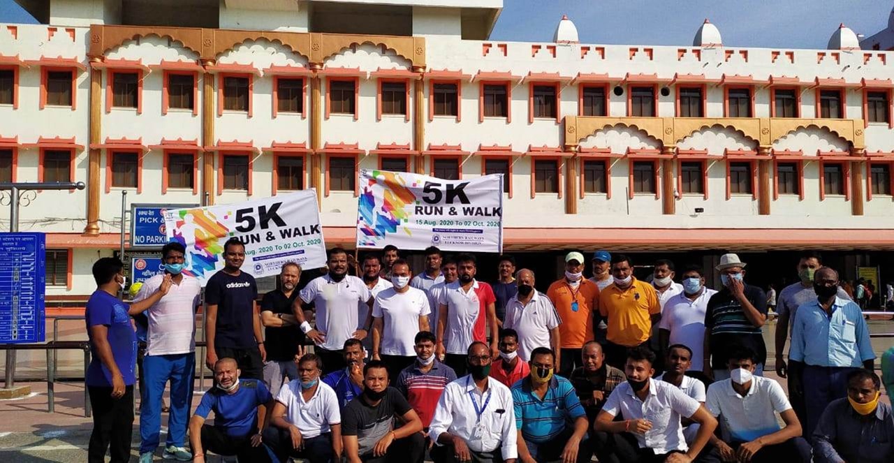 वाराणसी कैंट स्टेशन पर "फिट इंडिया फ्रीडम रन" का आयोजन हुआ