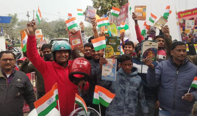 हेलमेट मैन का मिशन : भारत को सड़क दुर्घटना से मुक्त बनाना