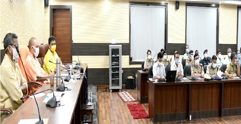 मुख्यमंत्री योगी आदित्यनाथ वाराणसी