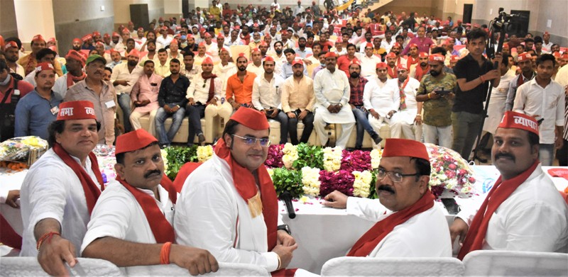 समाजवादी व्यापार सभा का मंडलीय सम्मेलन बुधेश्वर में संपन्न