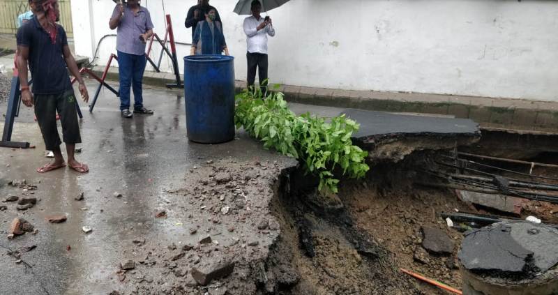 भारी बारिश से नवाबों के शहर लखनऊ का बुरा हाल, मेयर ने किया सभी ज़ोन का निरीक्षण