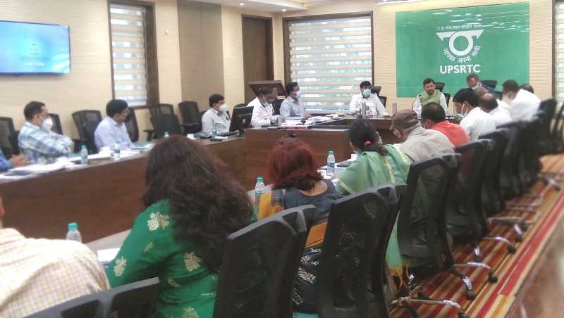 प्रत्येक जनपद में किया जाये ई-रिक्शा हेतु रूट का निर्धारण : परिवहन मंत्री