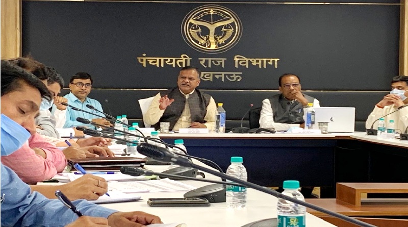 भारत सरकार के अपर सचिव अरुण बरोका ने स्वच्छ भारत मिशन (ग्रामीण) की प्रगति की समीक्षा बैठक की