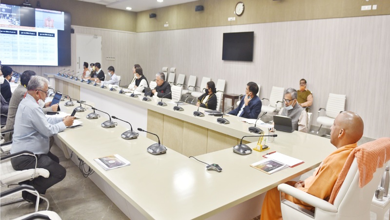 मुख्यमंत्री योगी ने प्रयागराज माघ मेला 2021-22 की तैयारियों की समीक्षा की