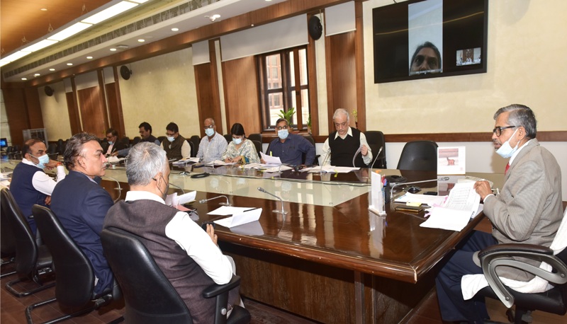पशुओं को ठण्ड से बचाने के पुख्ता इंतजाम सुनिश्चित किये जायें: राजेन्द्र कुमार तिवारी