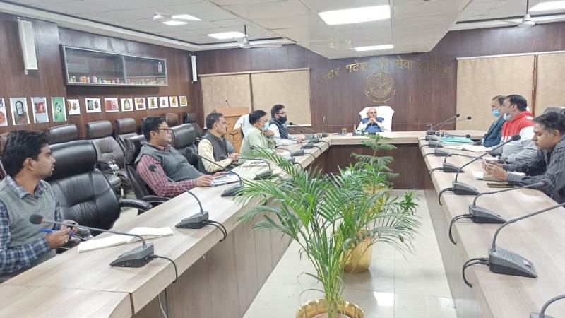 उत्तर प्रदेश गो सेवा आयोग ने गो आधारित कृषि विषयक बैठक की