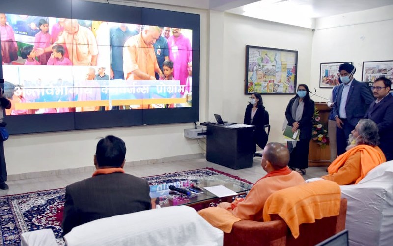मुख्यमंत्री ने गोरखपुर में 1,261 दिव्यांग बच्चों को सहायक उपकरण वितरित किए