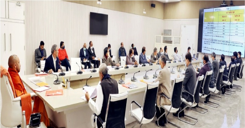 #CMYogi ने ब्रज तीर्थ क्षेत्र के विकास कार्यों की प्रगति की विस्तार से समीक्षा की