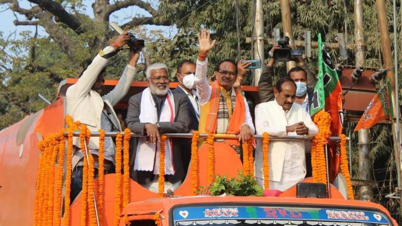 शिवराज सिंह चौहान ने यूपी के बलिया से किया भाजपा की जनविश्वास यात्रा का शुभारंभ