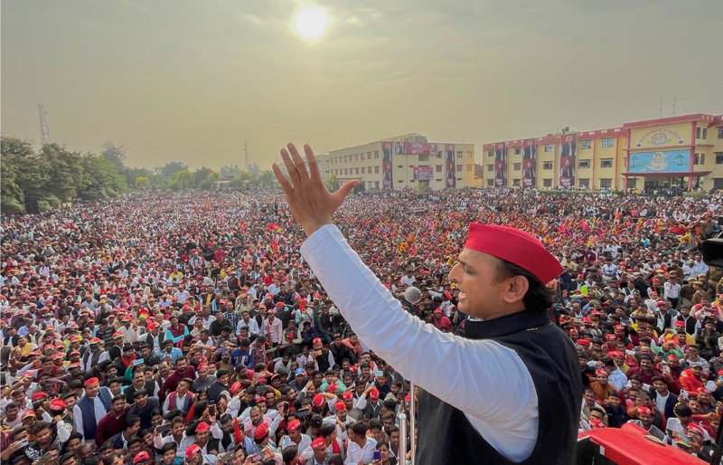 समाजवादी विजय संकल्प यात्रा को बुंदेलखंड की जनता का भारी जनसमर्थन: अखिलेश