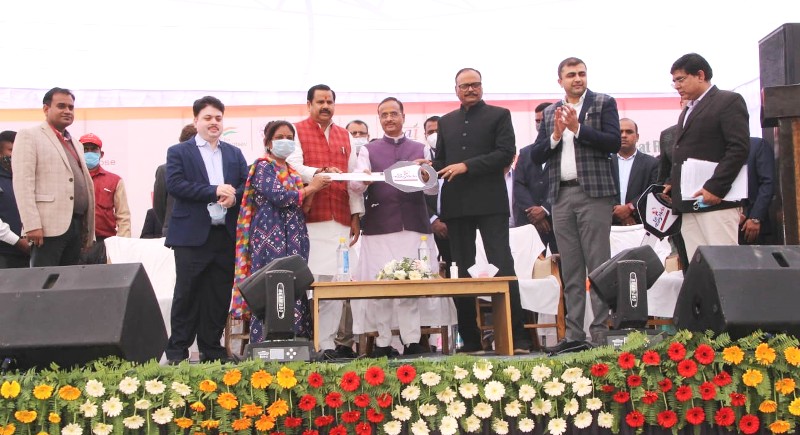 उप मुख्यमंत्री ने फूड सेफ्टी ऑन ह्वील्स को हरी झण्डी दिखाकर किया रवाना