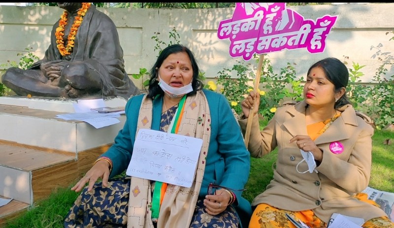 Take 10 lakh two tickets, Sheila Mishra accuses Congress