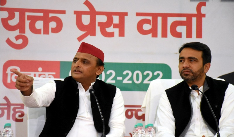 अखिलेश यादव ने कहा बीजेपी का गुजराती मॉडल धोखा था, इनका विज्ञापन झूठ