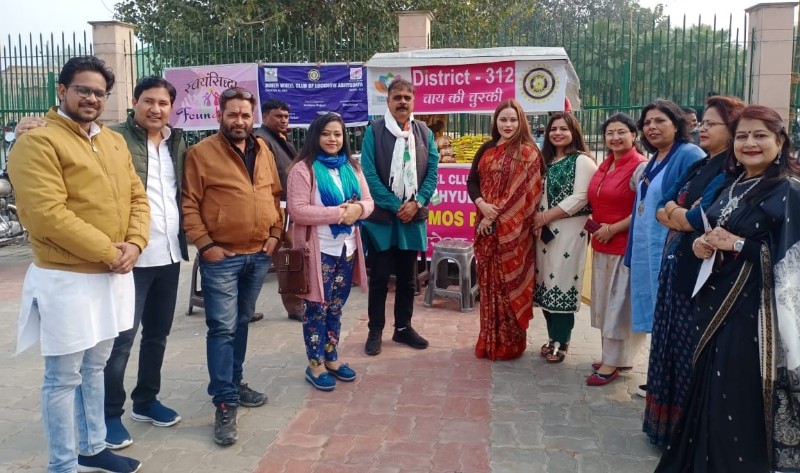 लखनऊ पूर्वी विधानसभा के कांग्रेस प्रत्याशी मनोज तिवारी को समर्थन, प्रचार में उतरे व्यपारी