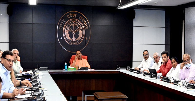 प्रदेश के सभी मेडिकल काॅलेजों एवं अस्पतालों में फायर सेफ्टी की व्यवस्था की पुनः भौतिक समीक्षा की जाए: #Yogi