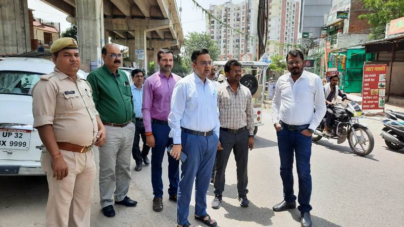 गोमती नदी बंधे से विरामखण्ड रेलवे लाइन तक शहीद पथ के दोनों तरफ बनेगा कैरिज-वे